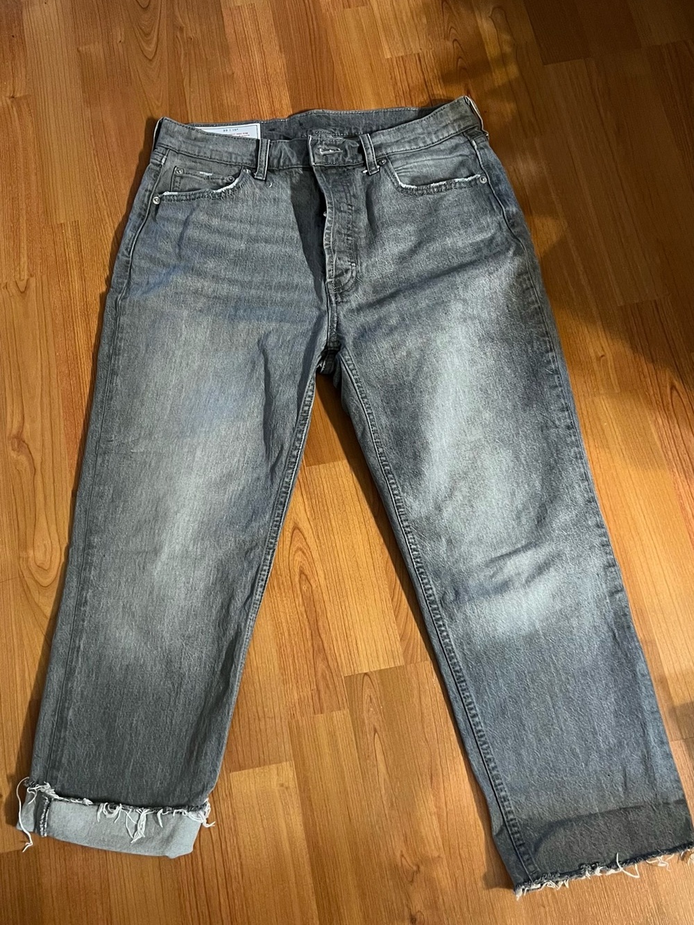 GAP Women’s Washed Gray Relaxed Straight Jeans
